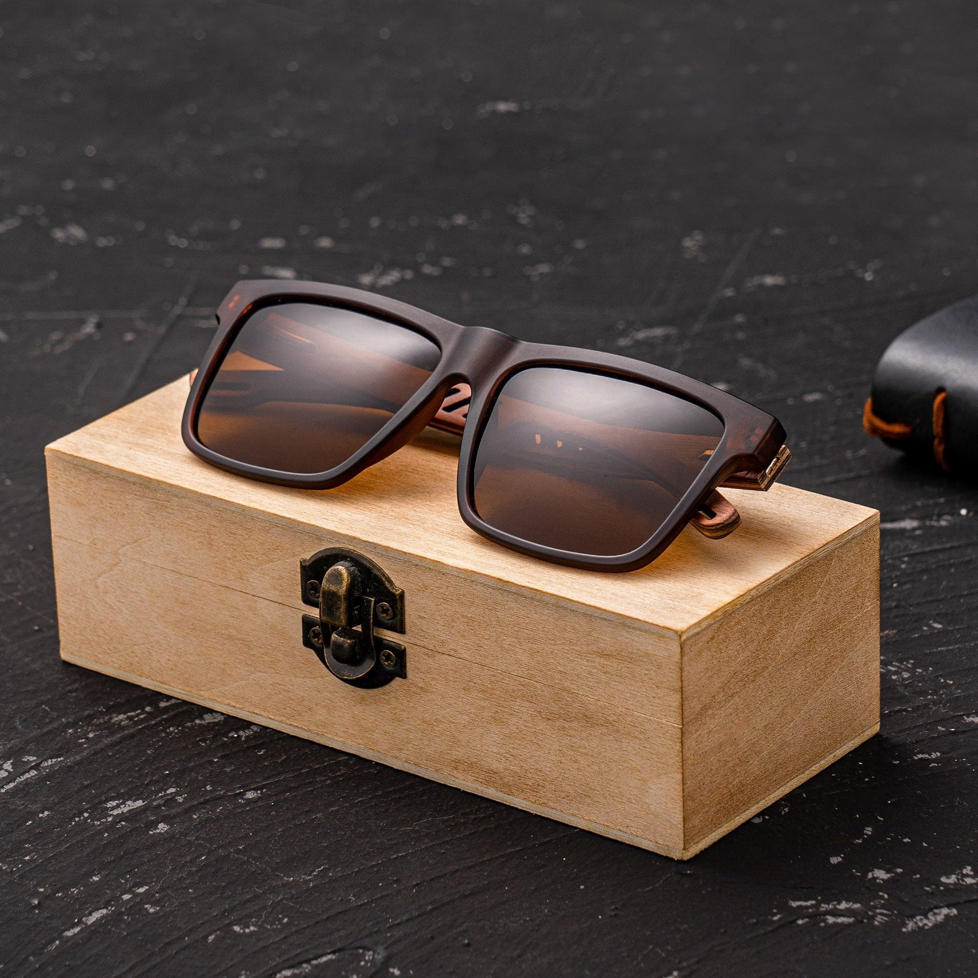 Personalized Wooden Sunglasses, Groomsmen Gifts, Groomsmen Proposal, Custom Engraved Unisex Sunglasses, Mens Gift, Groomsmen Sunglasses