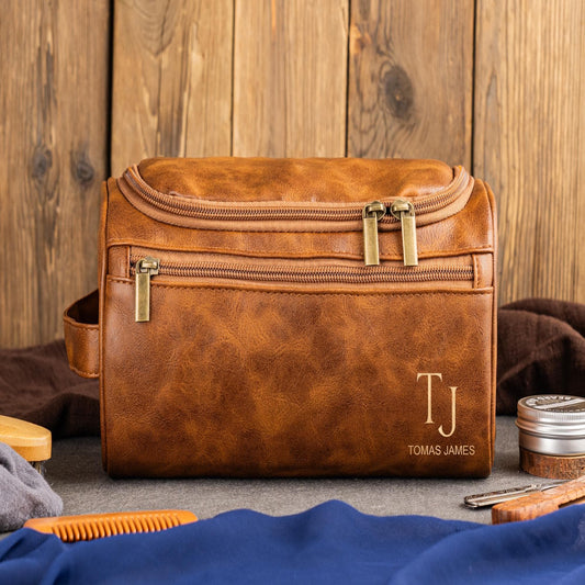 Men's Leather Toiletry Bag Personalized, Groomsmen Gift, Dopp Kit For Him, Men's Leather Accessory, Anniversary Gift, Christmas Gift for Men
