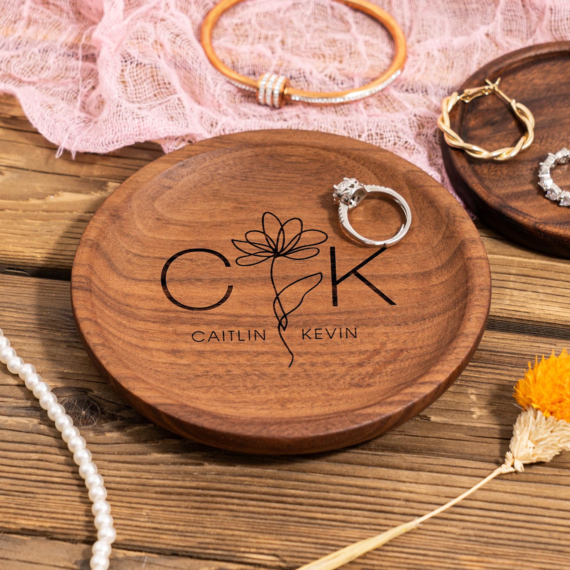 Personalized Ring Dish, Engagement Gifts, Wedding Ring Dish, Custom Jewelry Dish, Wood Ring Holder, Engagement Ring Dish, Anniversary Gifts