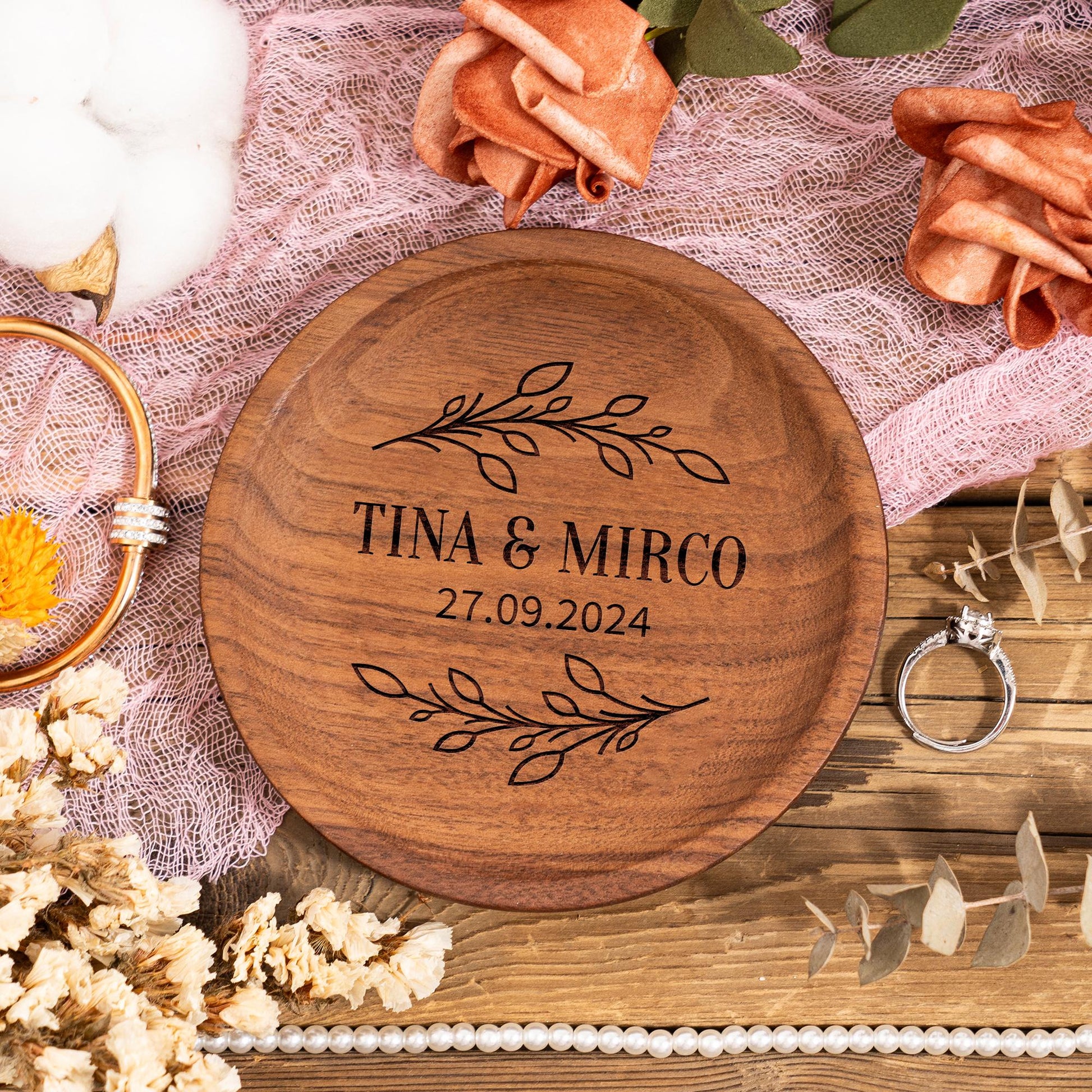 Personalized Ring Dish, Engagement Gifts, Wedding Ring Dish, Custom Jewelry Dish, Wood Ring Holder, Engagement Ring Dish, Anniversary Gifts